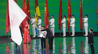 关于鏖战五局，风暴之眼终于完成三杀，现场掌声雷动的信息