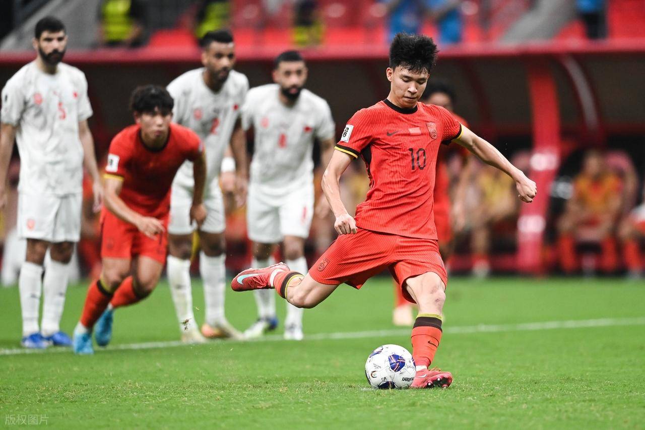 包含东亚杯-国足全场0射正0-3韩国近6战韩国全败的词条