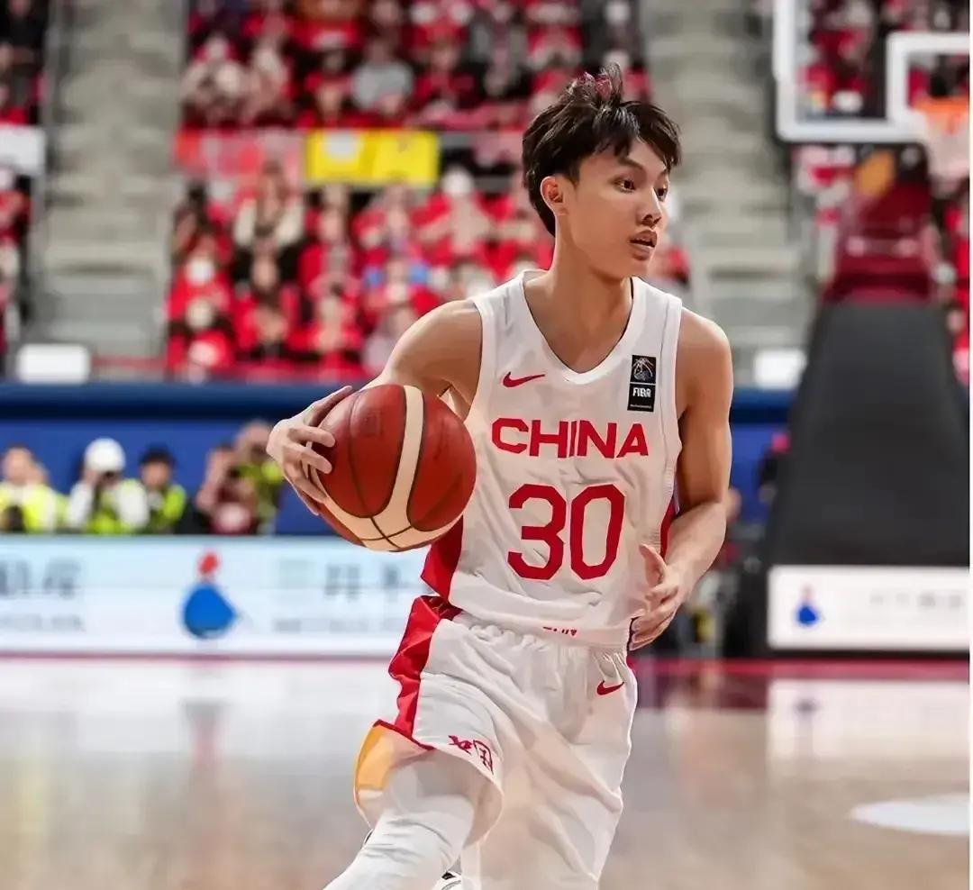 安博体育-曝杨瀚森最后一场NBA夏联不打回国备战男篮亚洲杯(2006年杨翰)