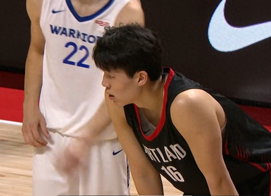 曝杨瀚森最后一场NBA夏联不打回国备战男篮亚洲杯(2006年杨翰)
