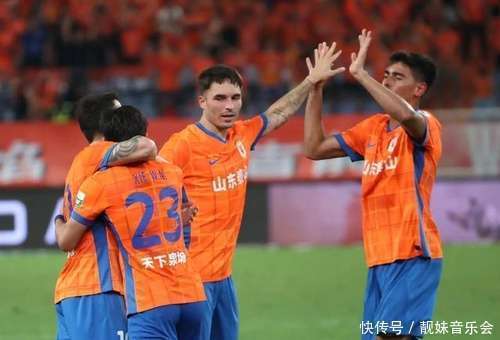 中超Big4夏窗复盘：上海双雄+国安针对性补强，蓉城0引援前(2077拳霸决赛进不去)